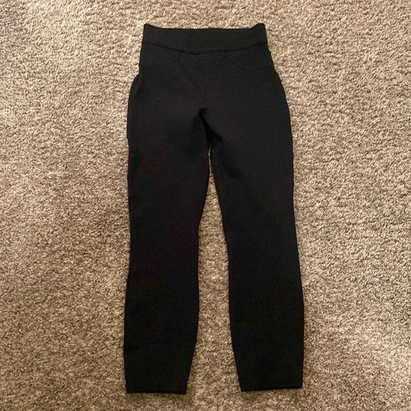 Spanx xs black straight leg crop pull on elastic waist pants - great condition - Picture 1 of 5